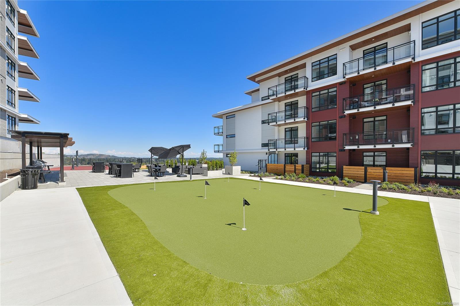 1110 Samar Cres # 411