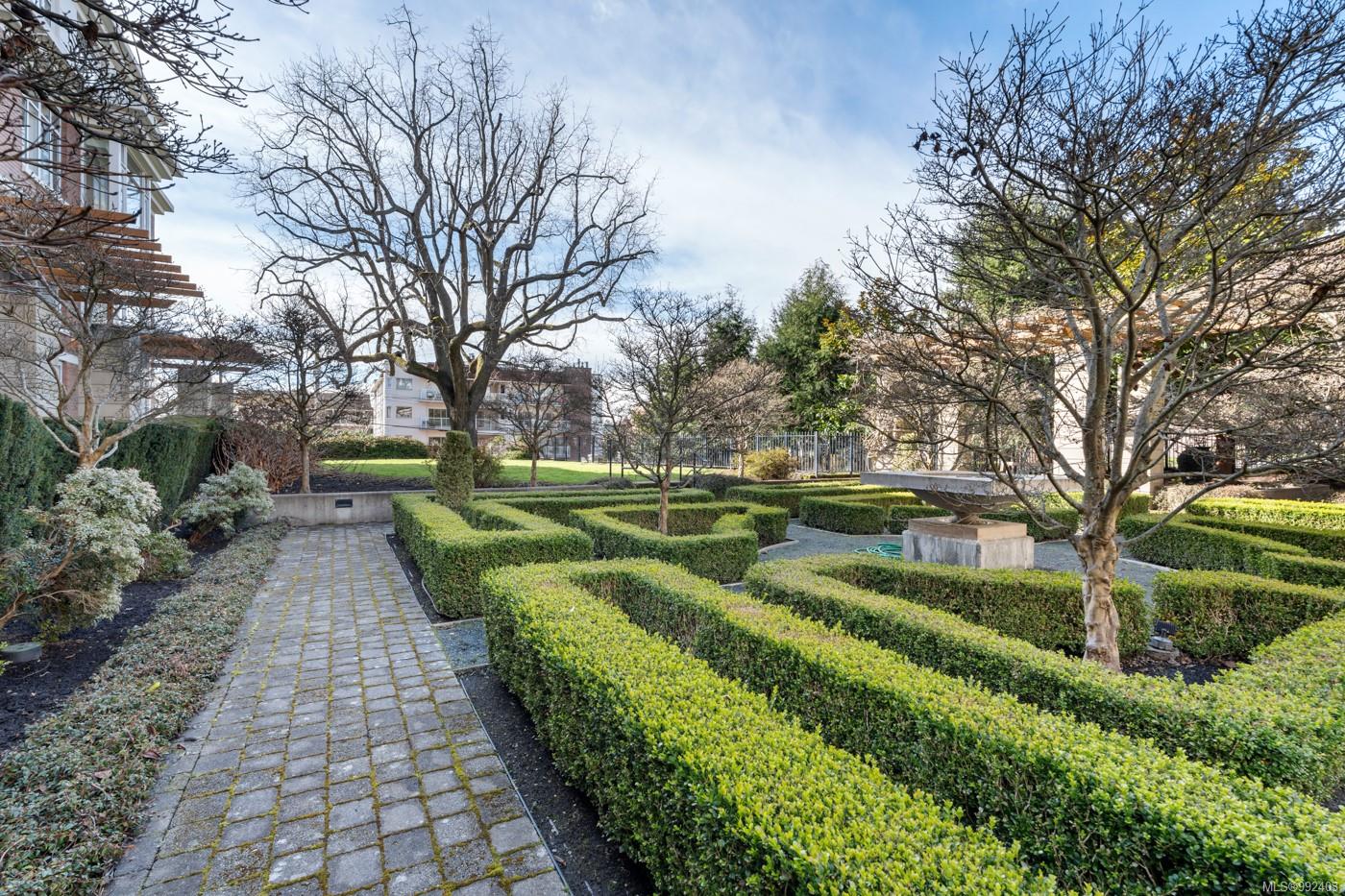 999 Burdett Ave # 213