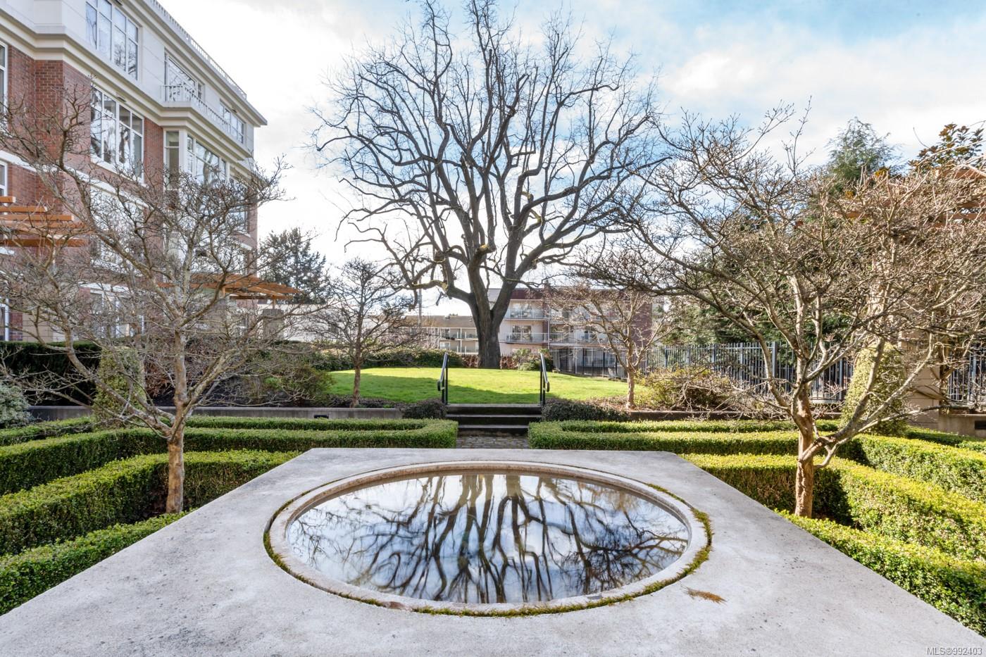 999 Burdett Ave # 213