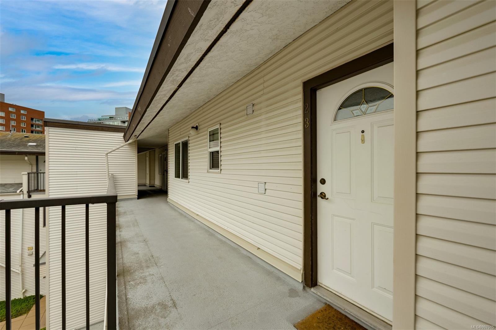 333 Robert St # 23