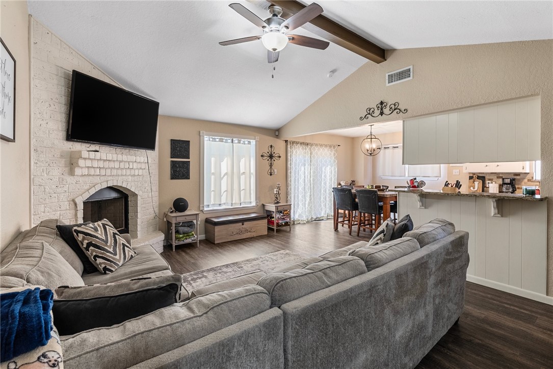 6621 Meadowbreeze Pkwy