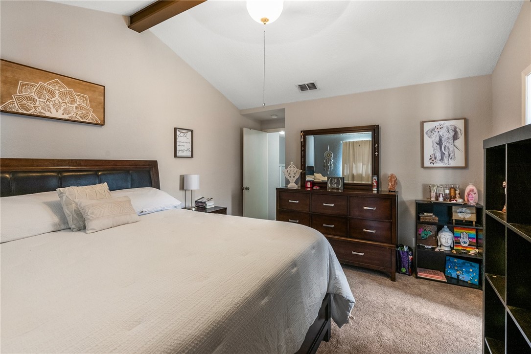 6621 Meadowbreeze Pkwy