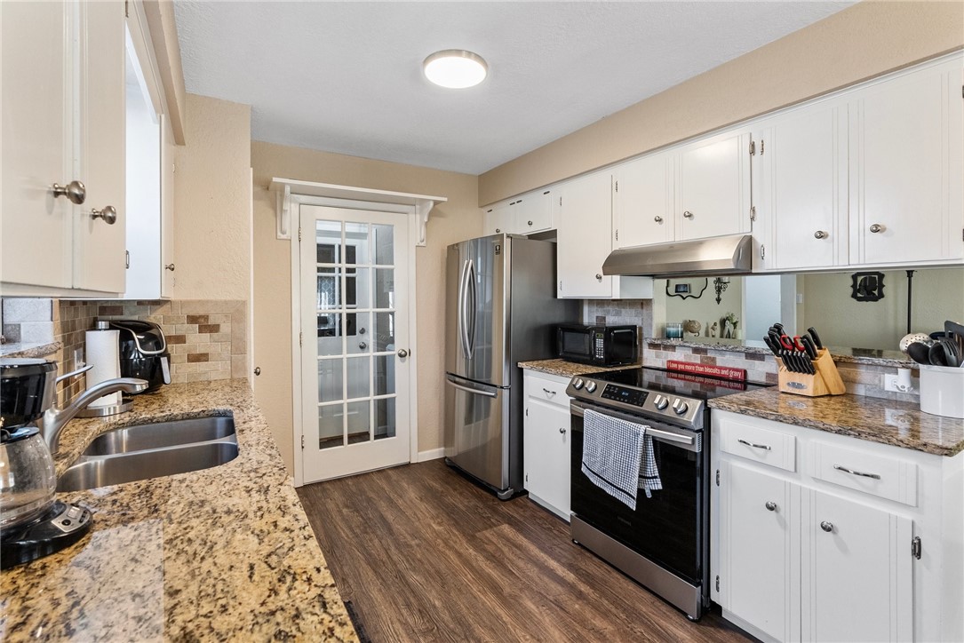 6621 Meadowbreeze Pkwy