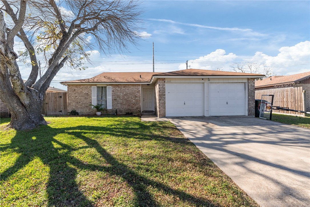 6621 Meadowbreeze Pkwy