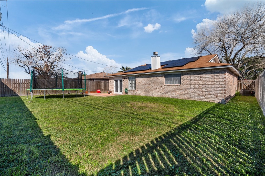 6621 Meadowbreeze Pkwy