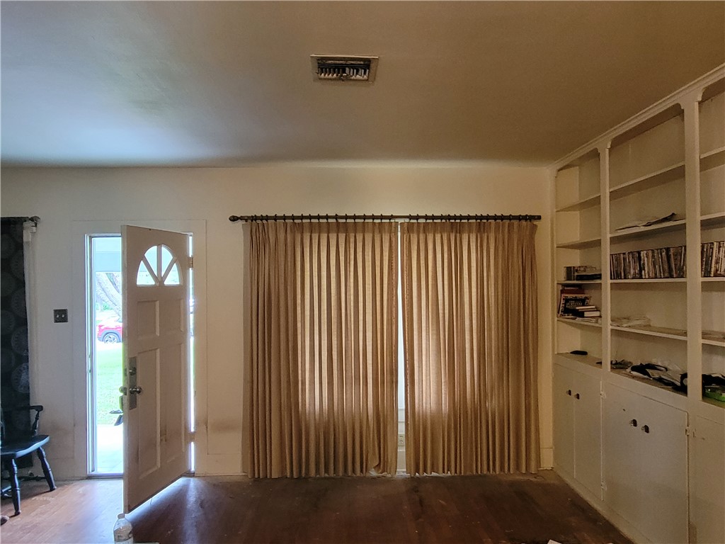 515 N University Blvd