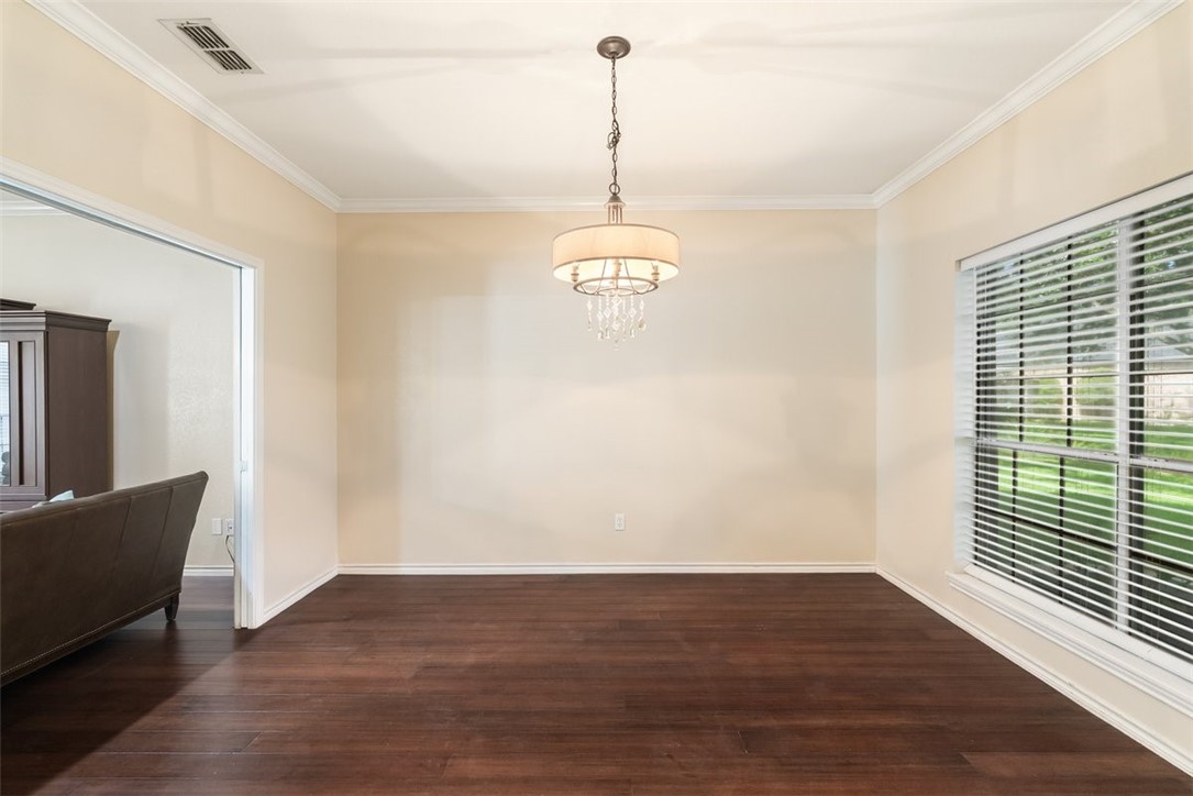 7030 Chiswick Dr