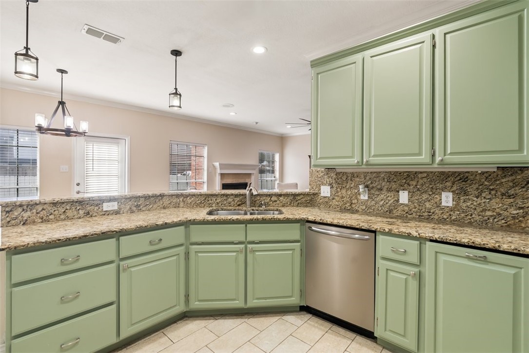 7030 Chiswick Dr