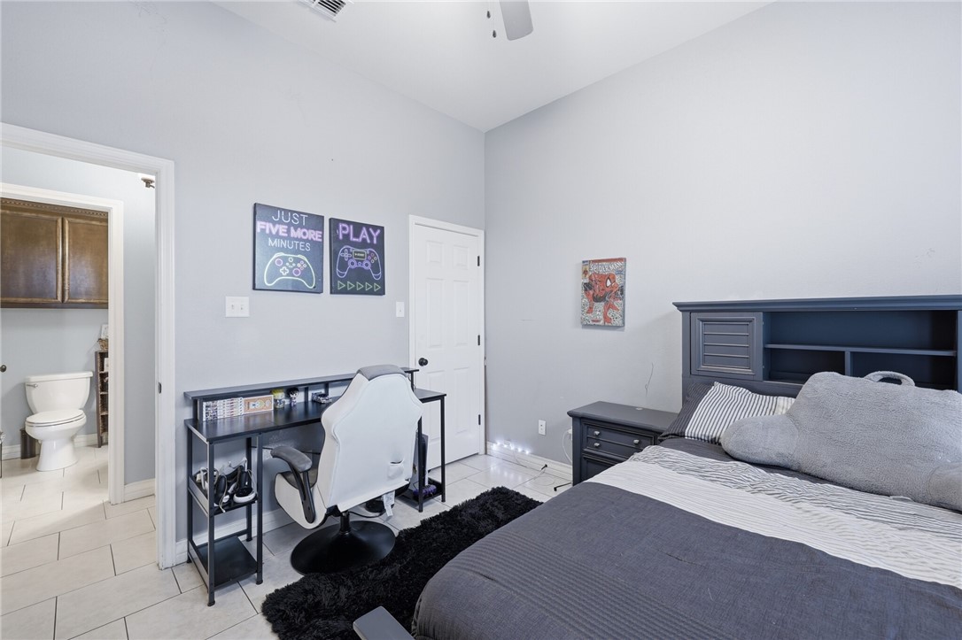 3413 Lakers Nation Ct