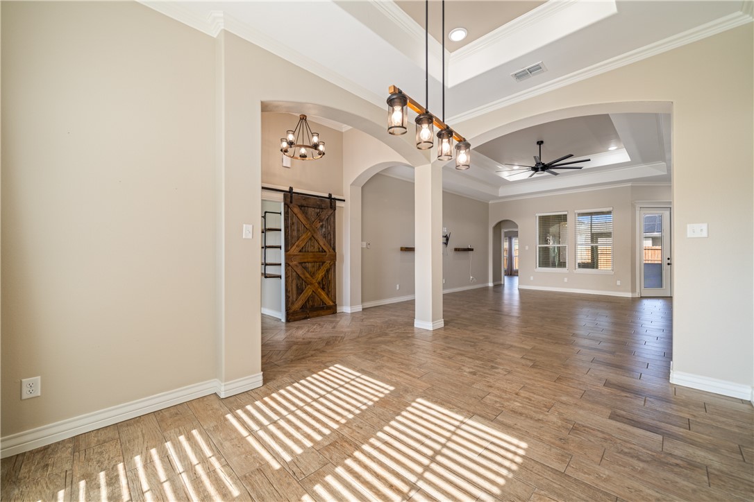 7922 Superman Dr