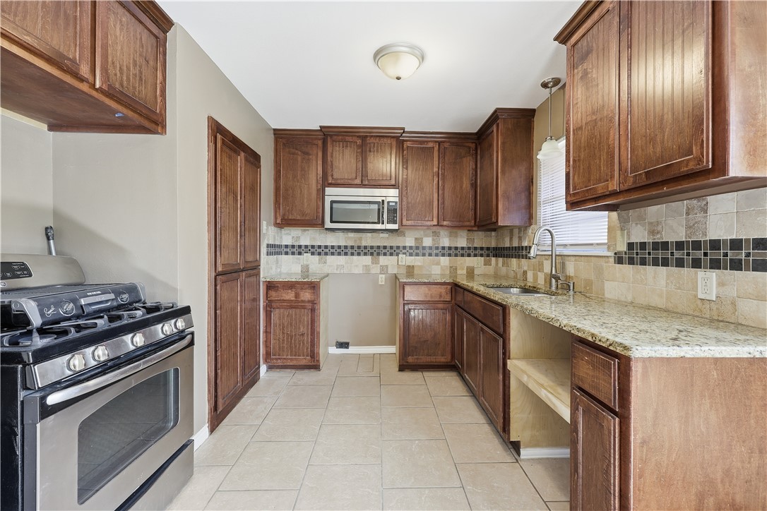 1110 Shephard Dr
