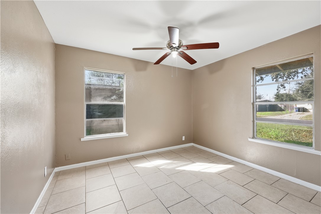 1110 Shephard Dr