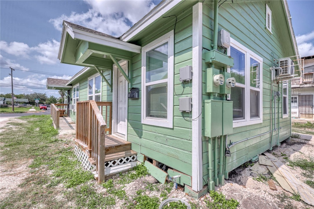 3222 Buddy Lawrence Dr