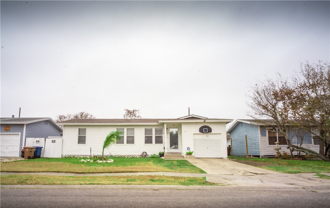 1125 Woodlawn Dr