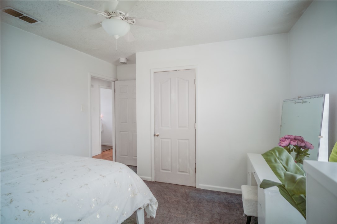 1125 Woodlawn Dr