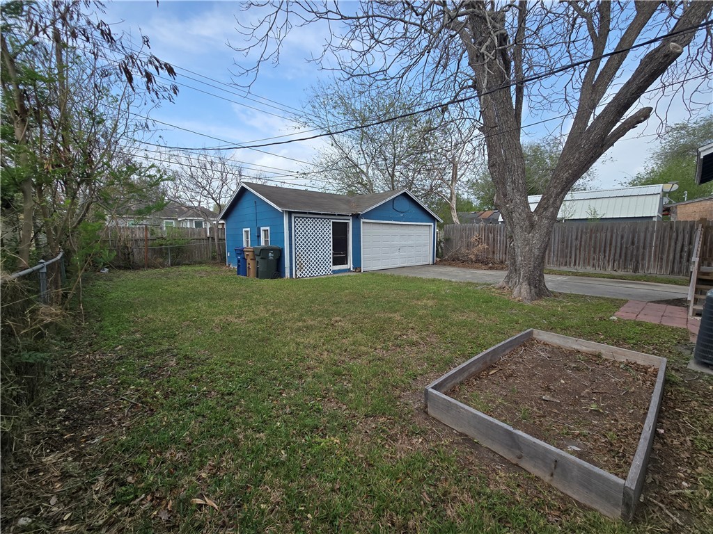 4813 Cheryl Dr