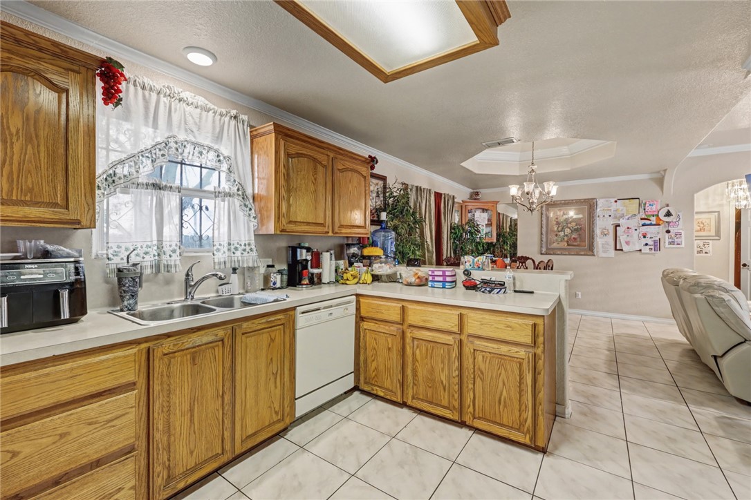 1109 Green Field Dr