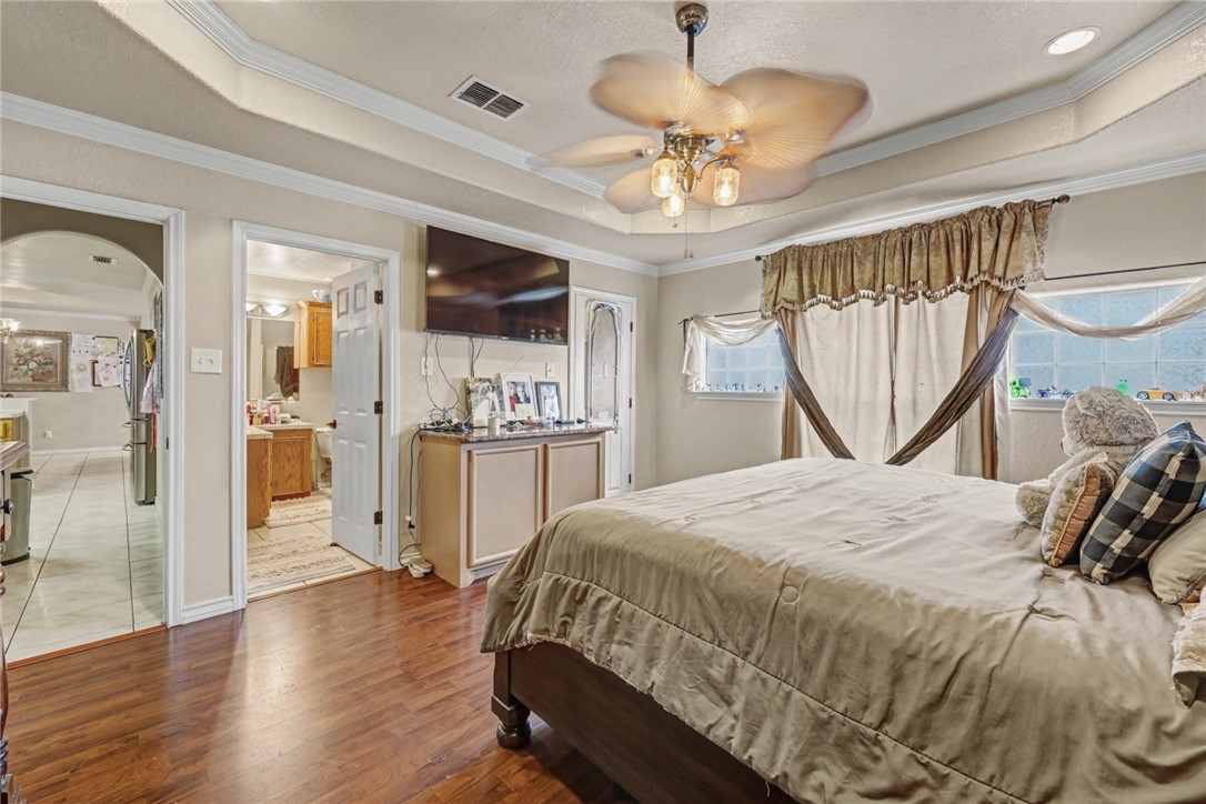 1109 Green Field Dr