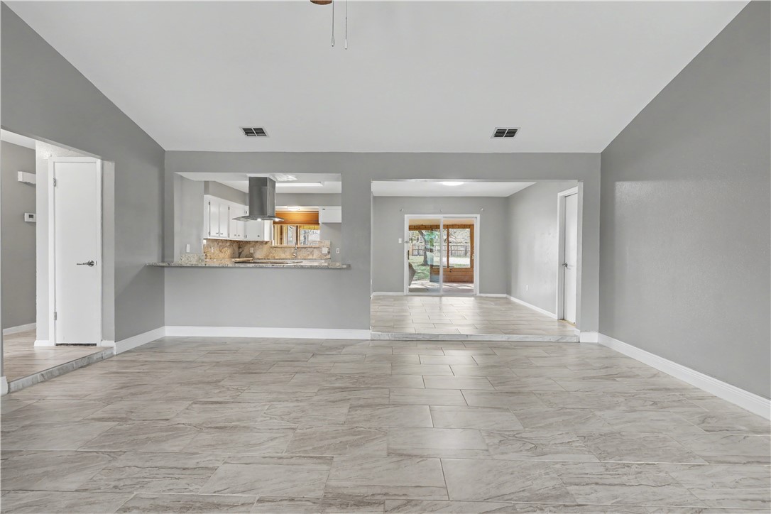4314 Caplin Dr