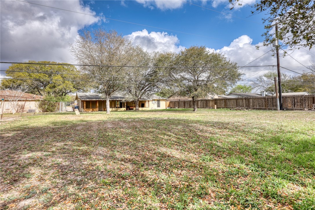4314 Caplin Dr