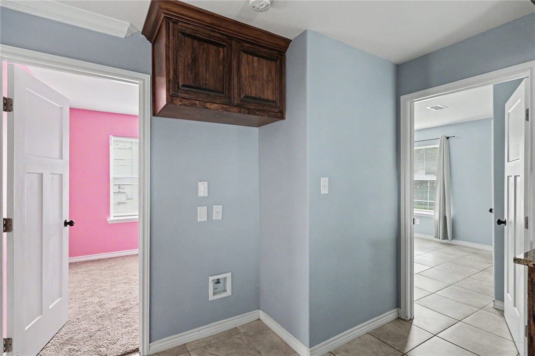 1445 Buenos Aires St