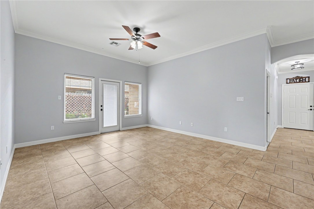 4750 Grand Junction Dr 43