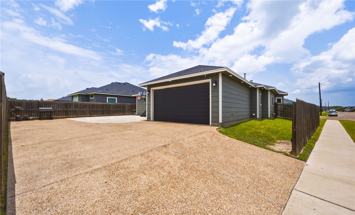 11501 WILLOWOOD CREEK DRIVE