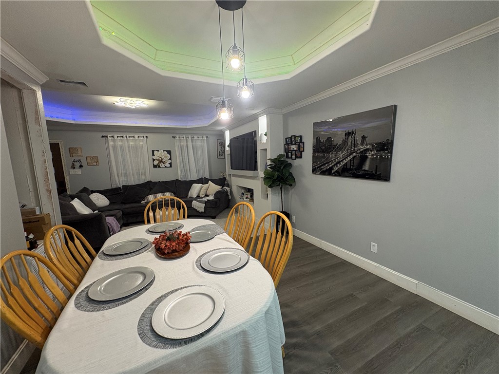 2126 Harriett Dr