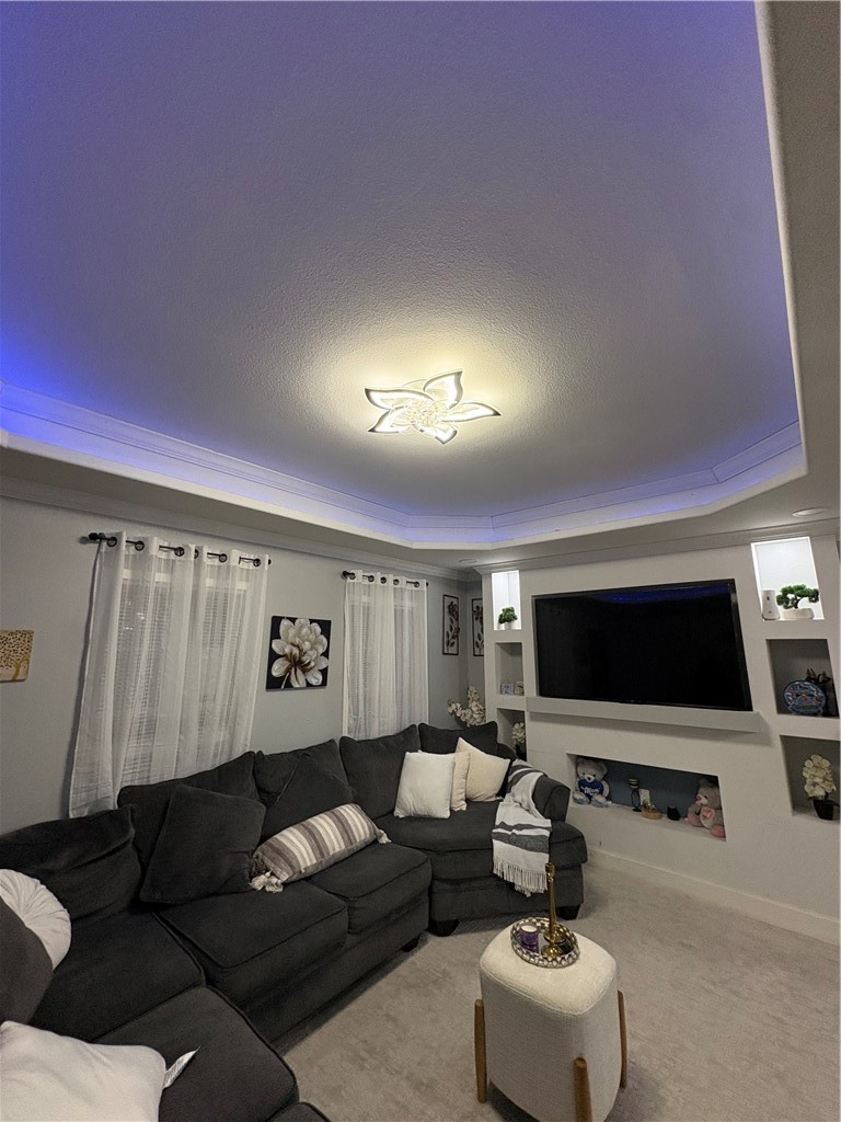 2126 Harriett Dr