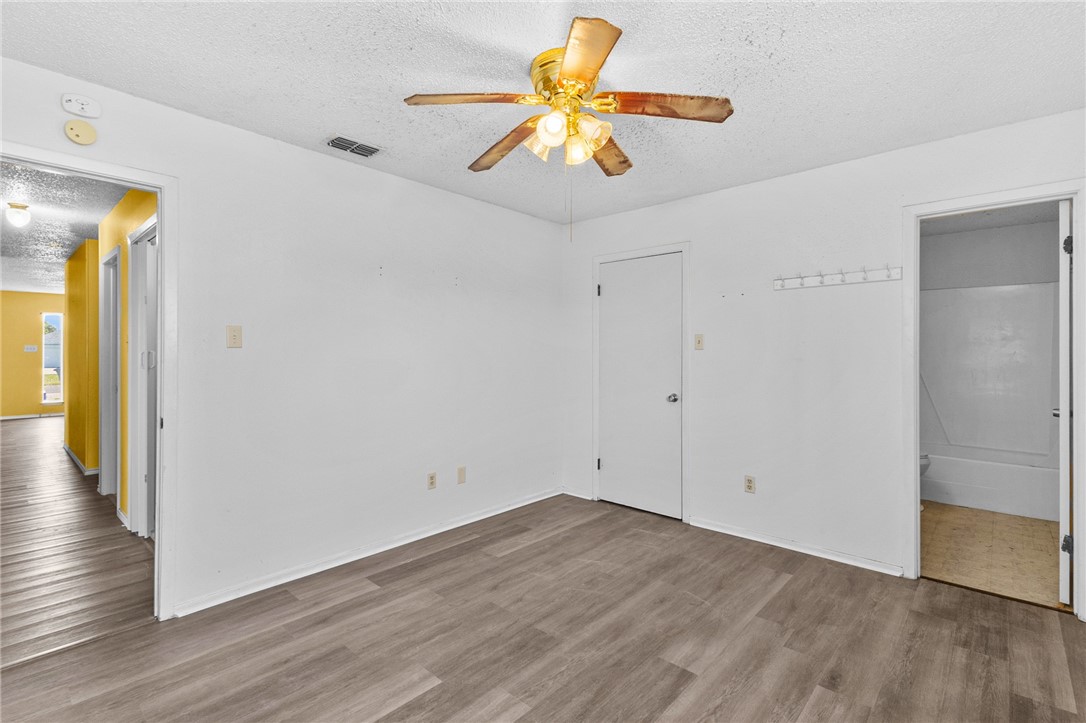 321 Easy St A&B