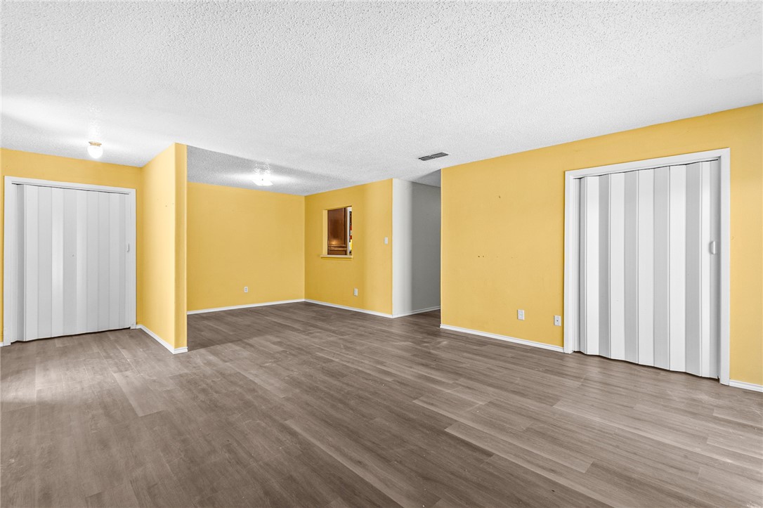 321 Easy St A&B