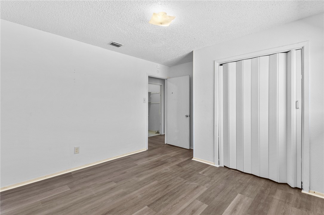 321 Easy St A&B