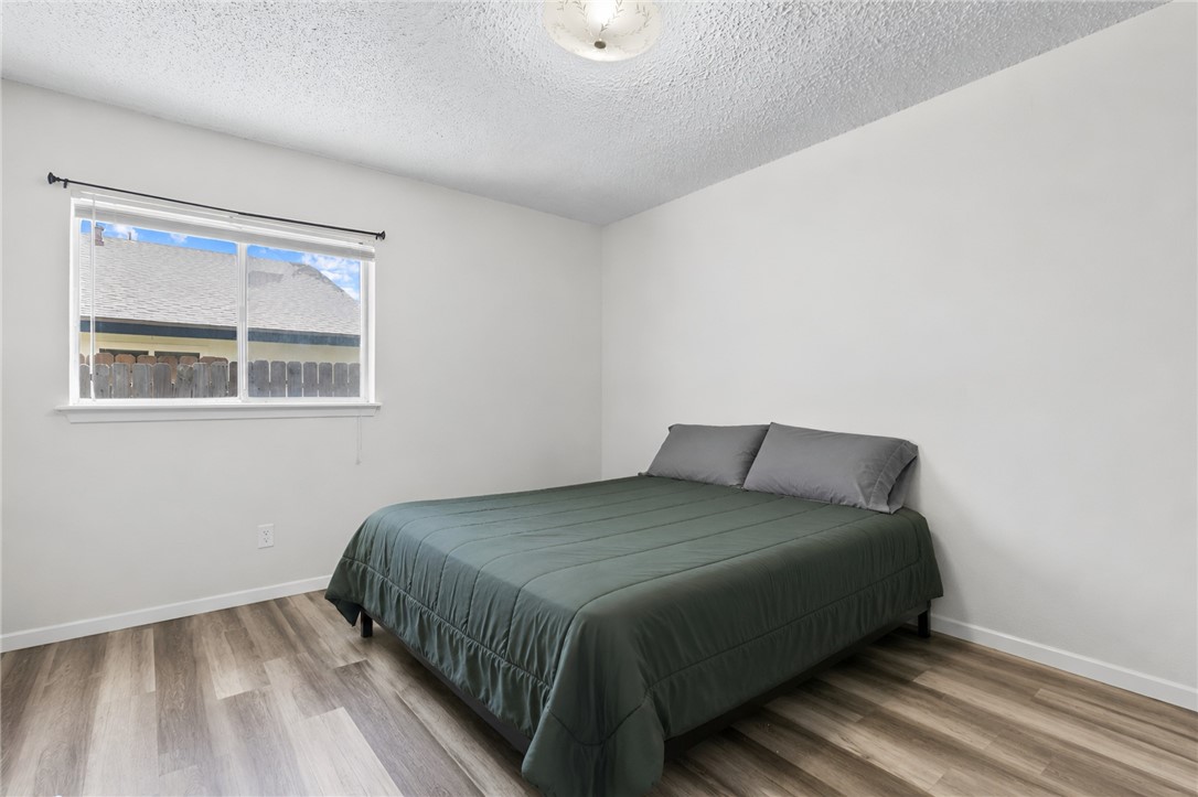 321 Easy St A&B