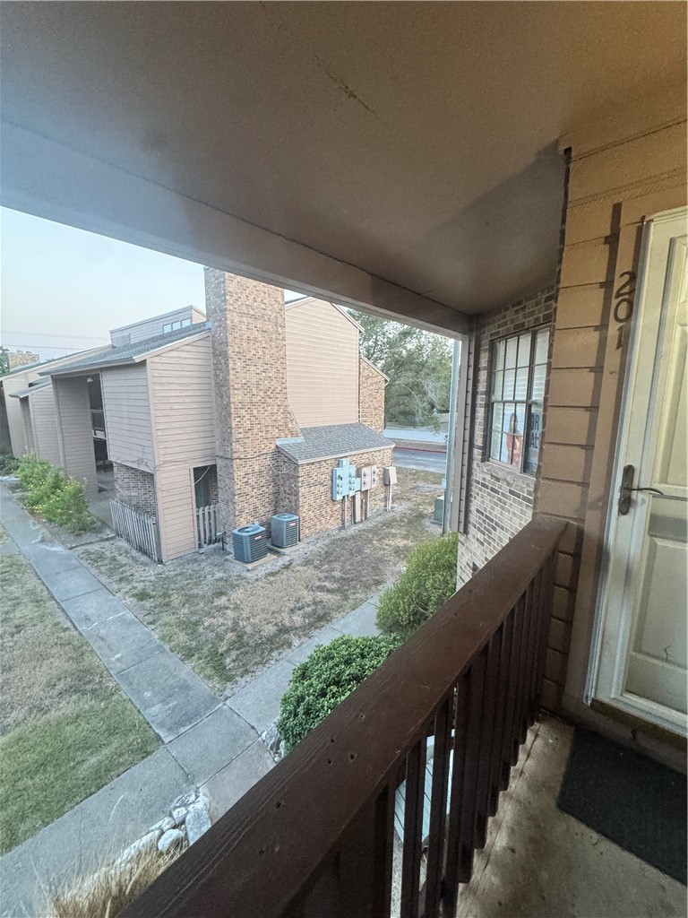 7122 Premont Dr 201 B