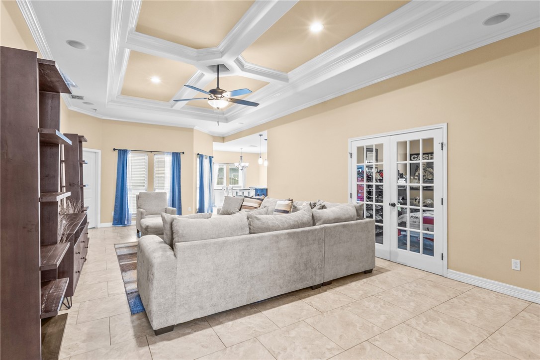 3826 Woodhouse Lane