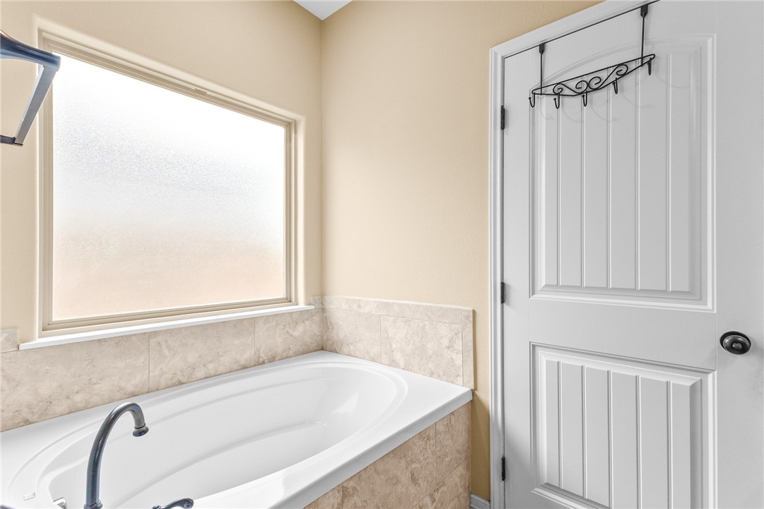 3826 Woodhouse Lane