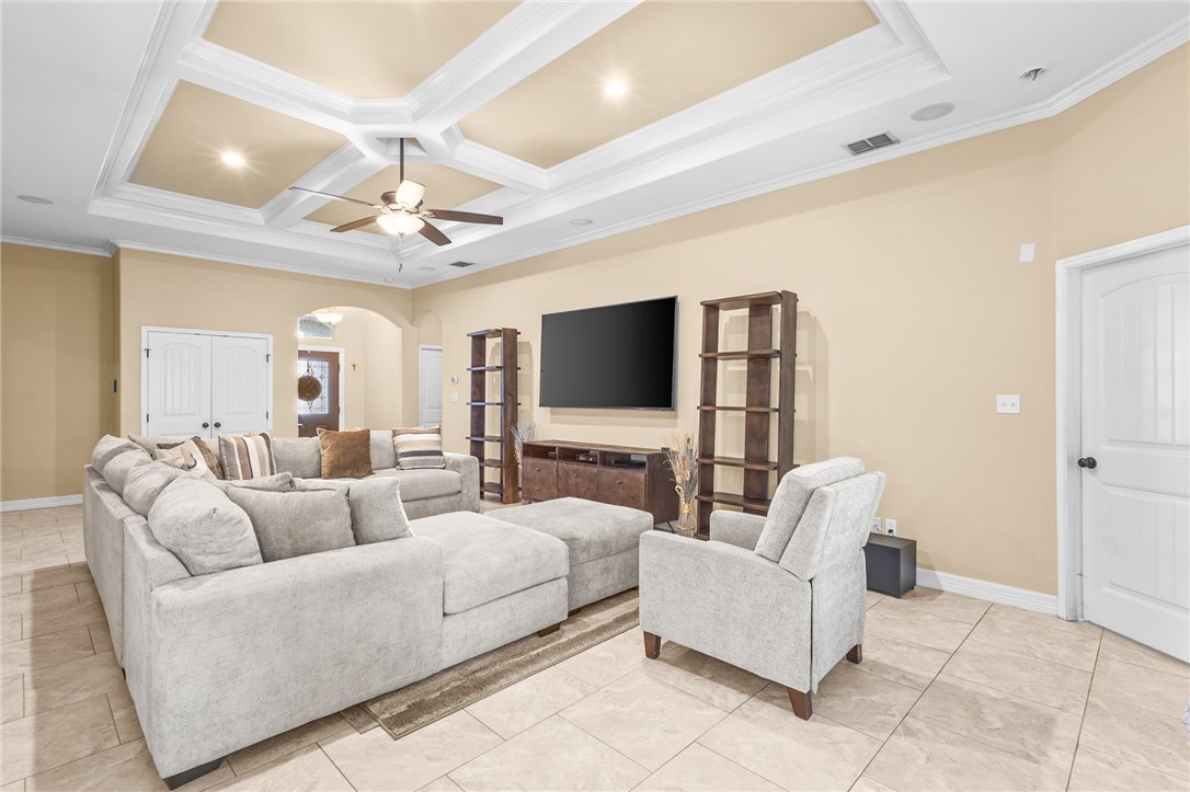 3826 Woodhouse Lane