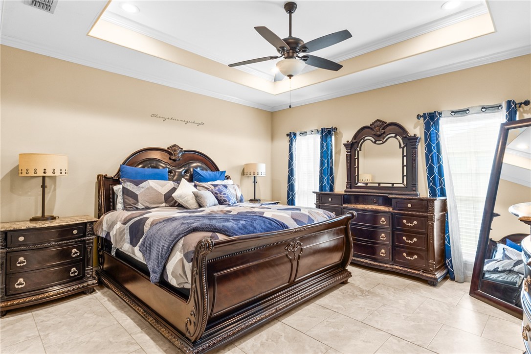 3826 Woodhouse Lane