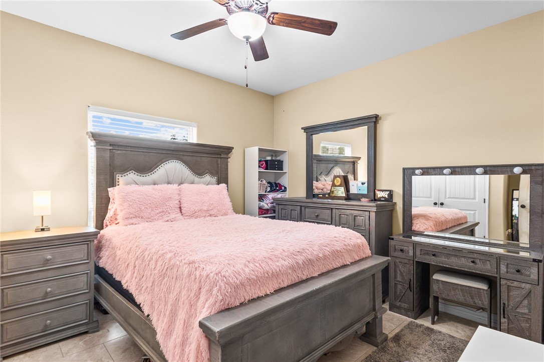 3826 Woodhouse Lane