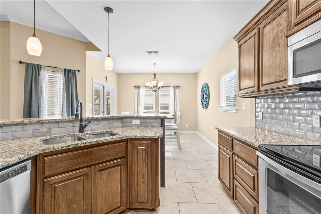 3826 Woodhouse Lane