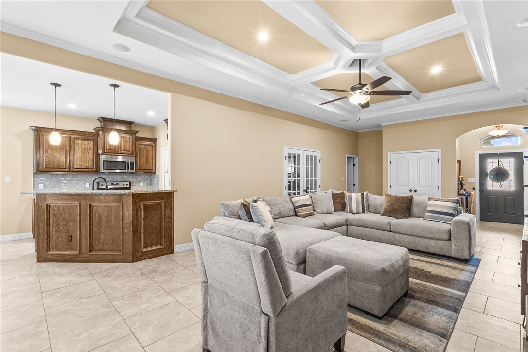 3826 Woodhouse Lane