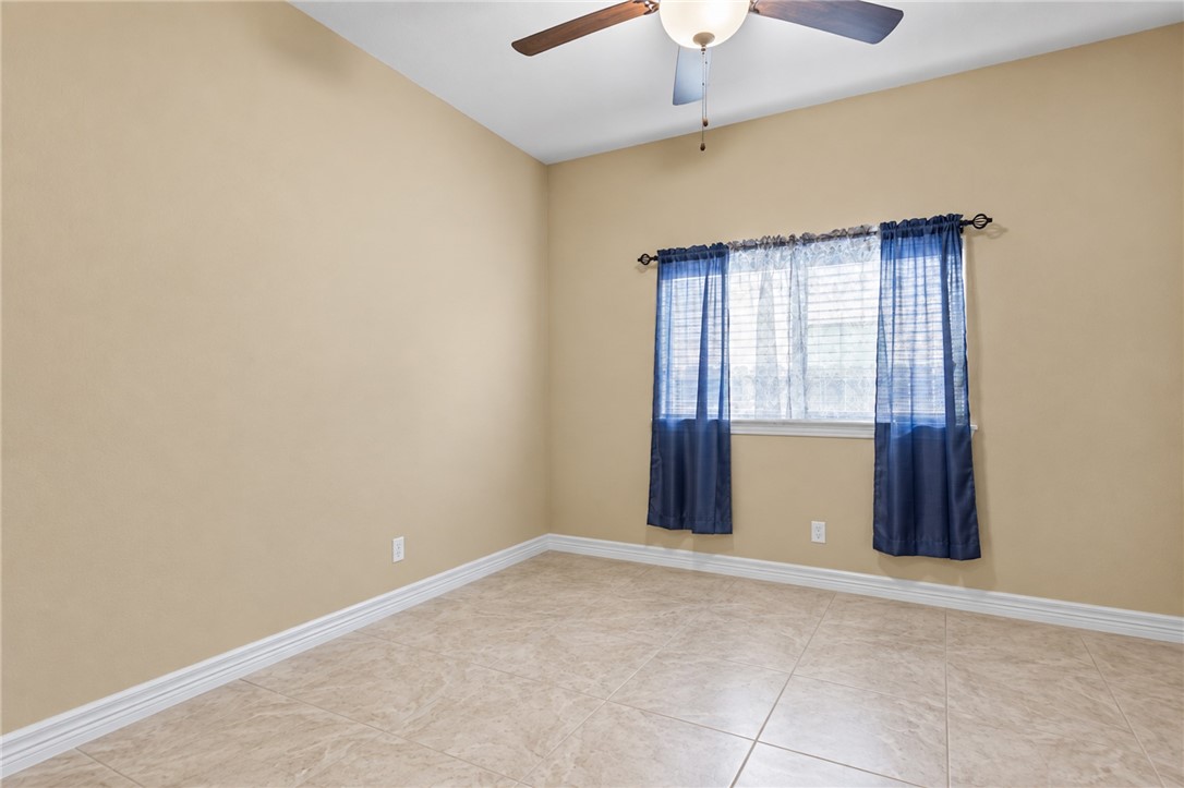 3826 Woodhouse Lane
