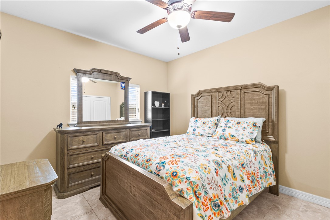 3826 Woodhouse Lane