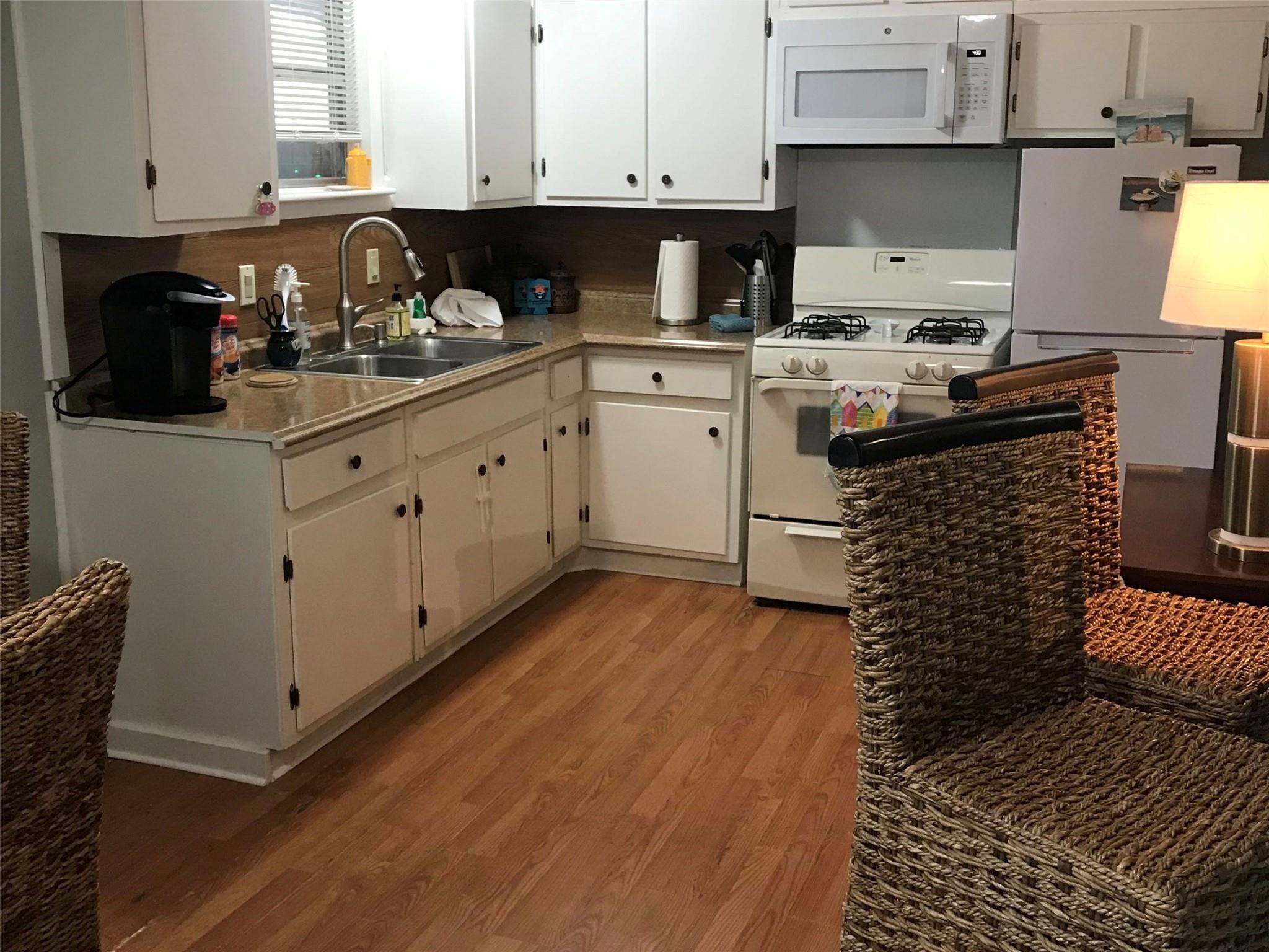 3709 Bayshore Drive # 11 Unit: 1-11