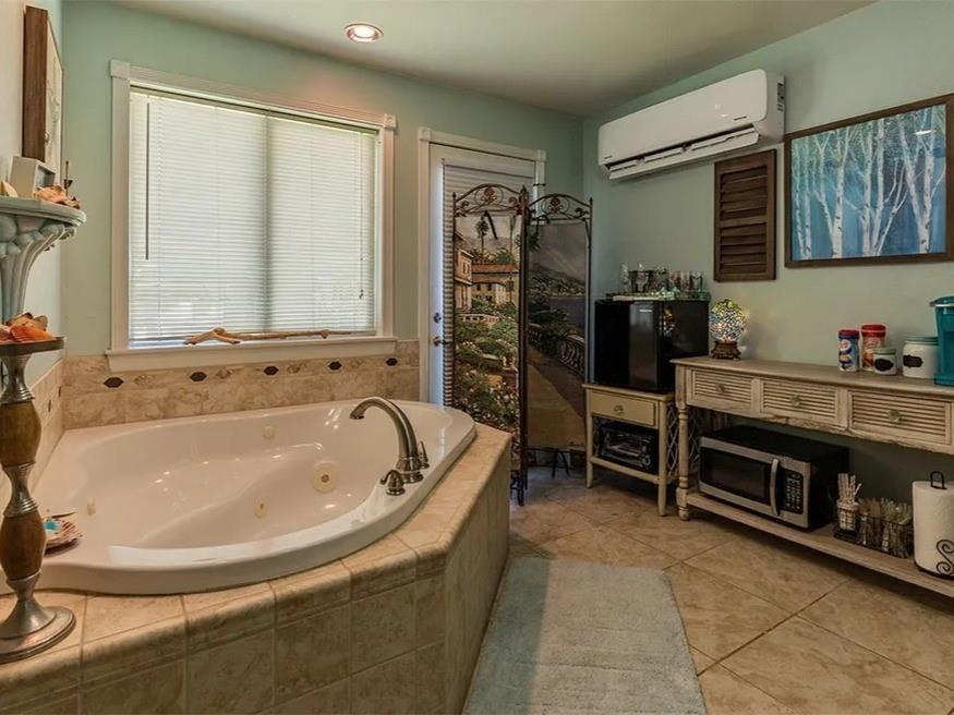 3709 Bayshore Drive # 11 Unit: 1-11