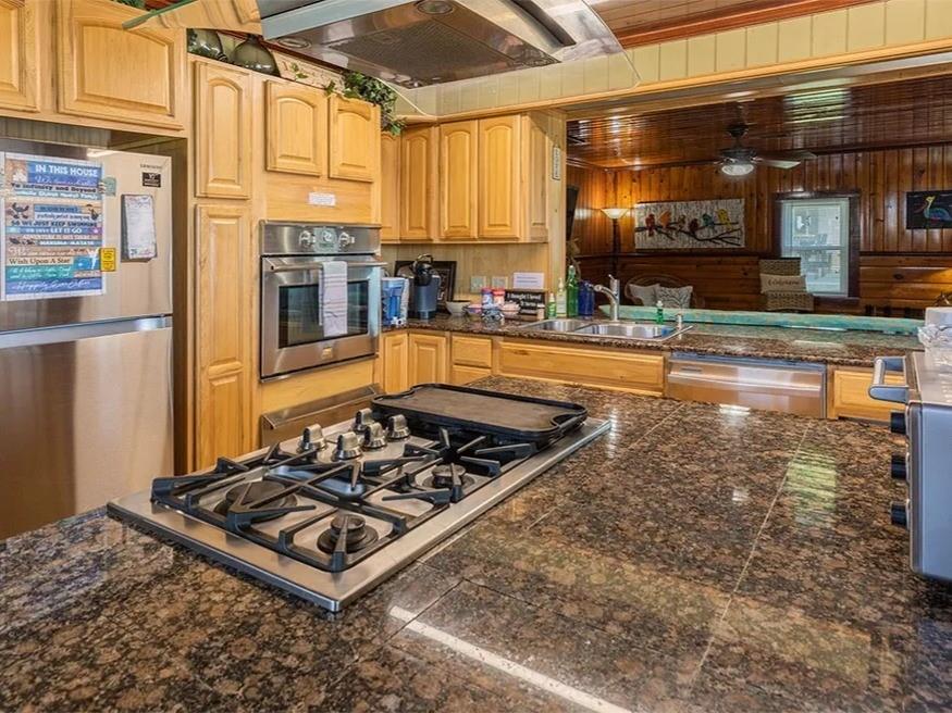 3709 Bayshore Drive # 11 Unit: 1-11