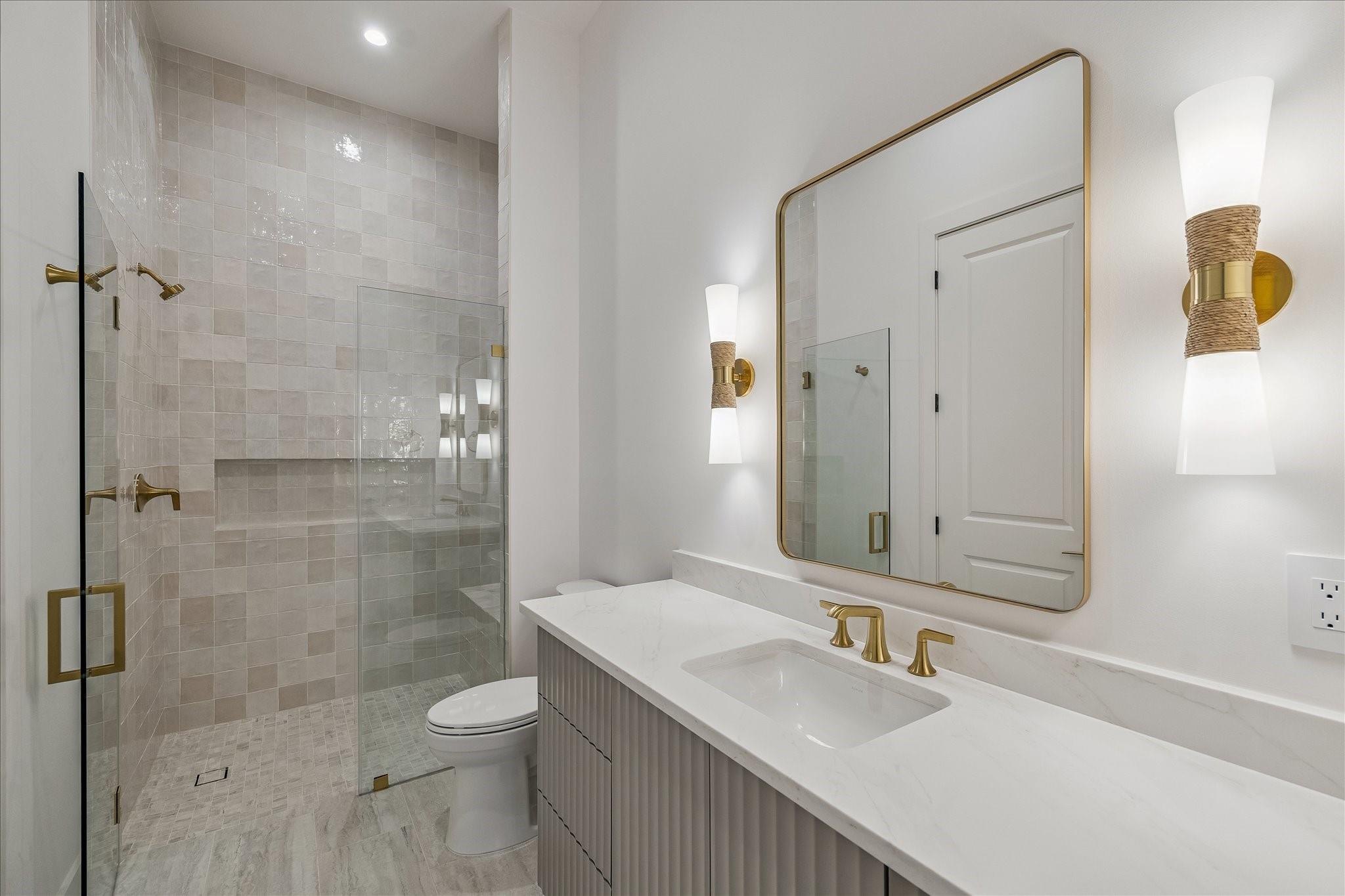 6905 Hollyleaf Court