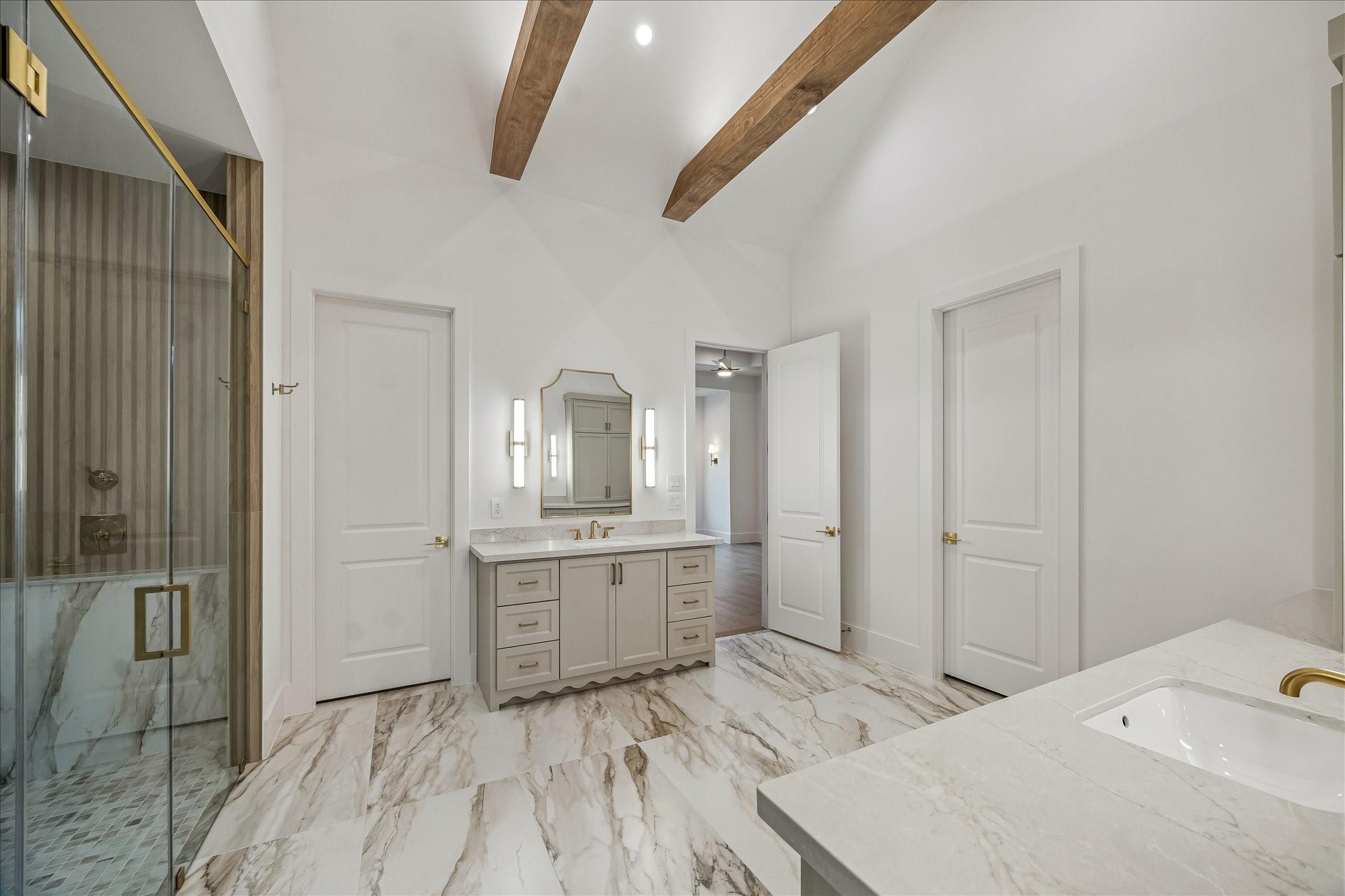 6905 Hollyleaf Court