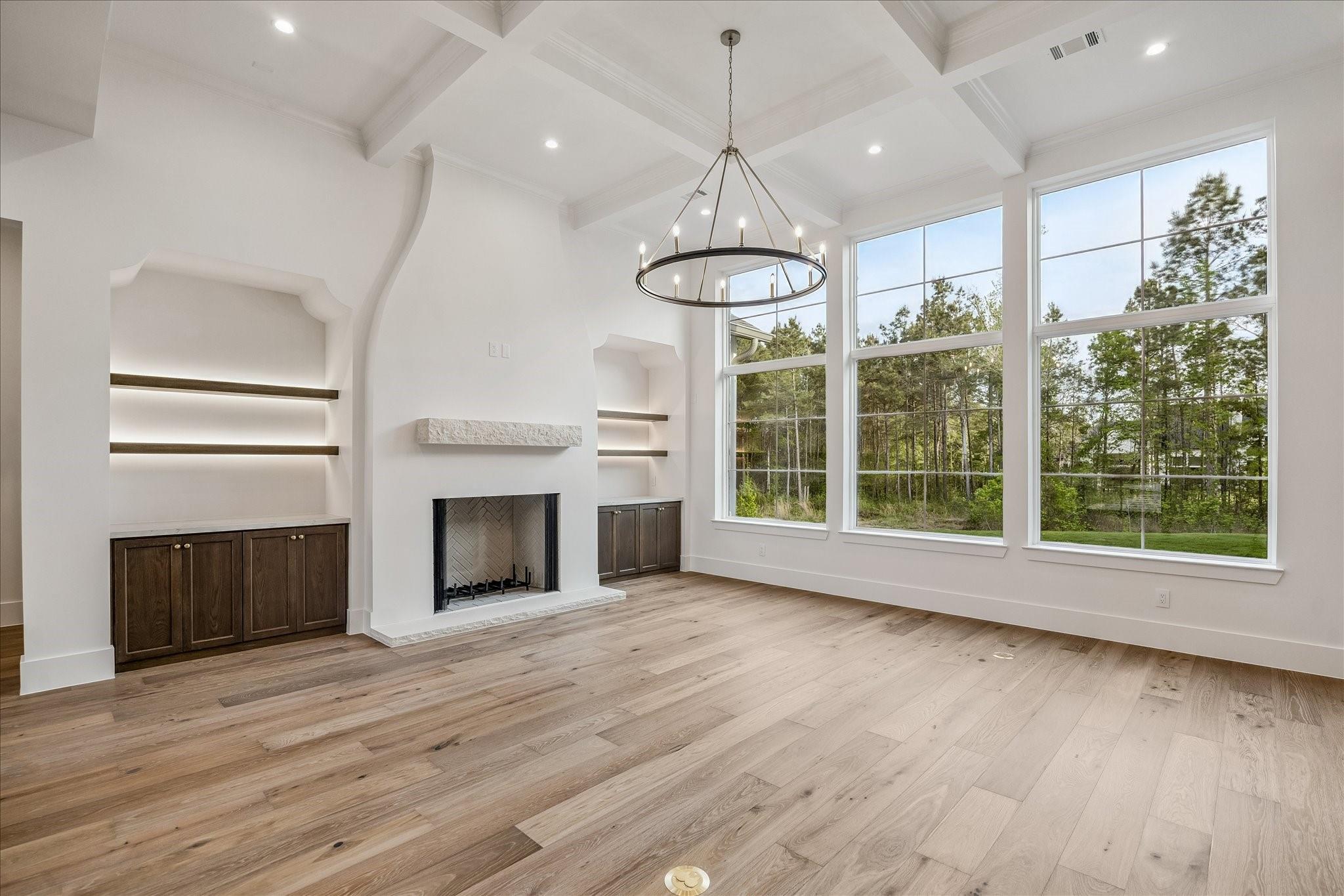 6905 Hollyleaf Court