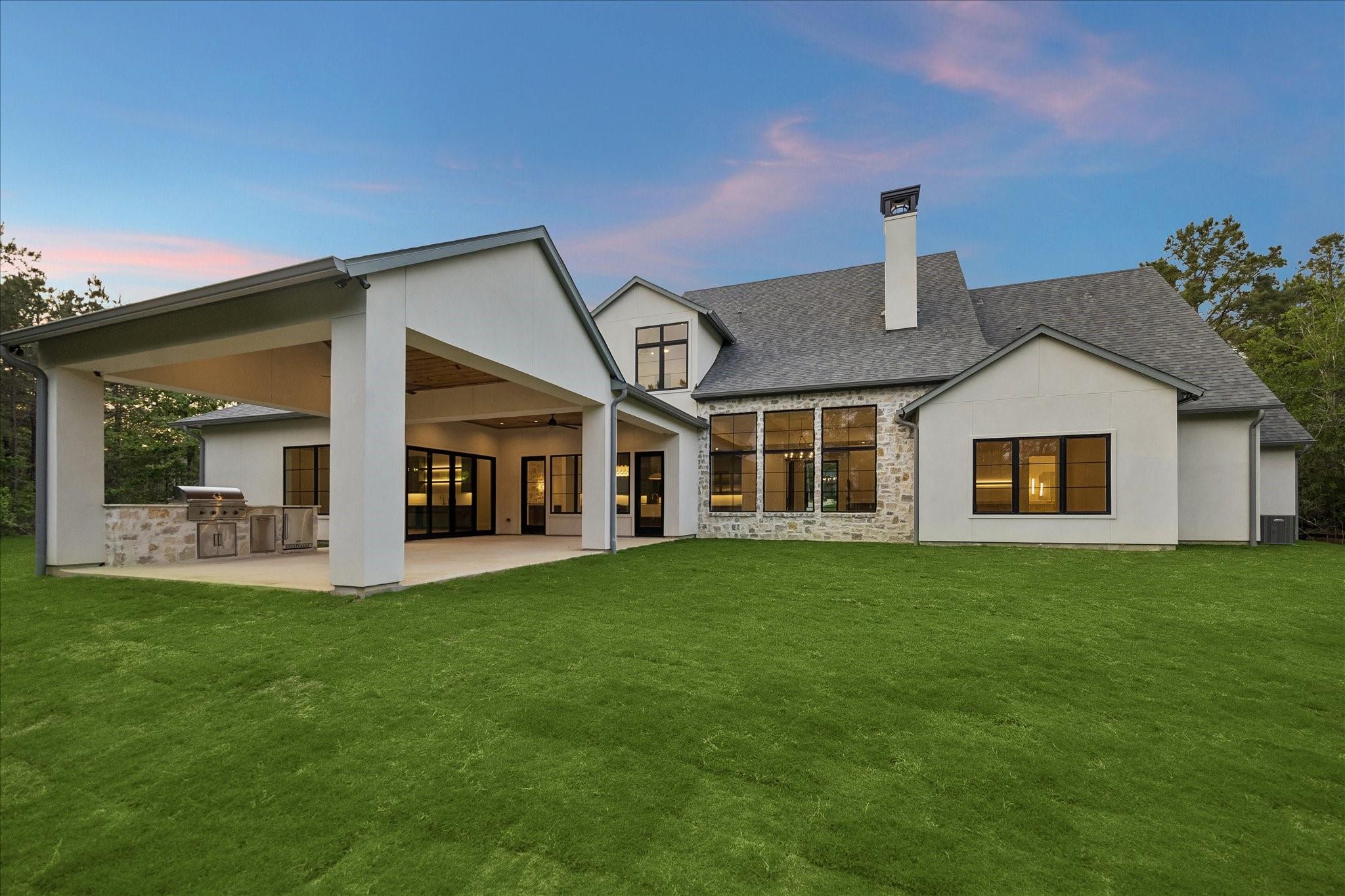 6905 Hollyleaf Court